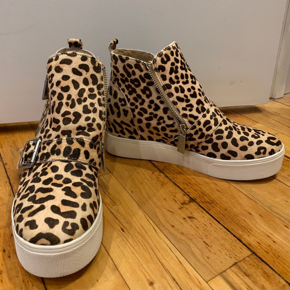 Platform J/SLIDES with Leopard Print